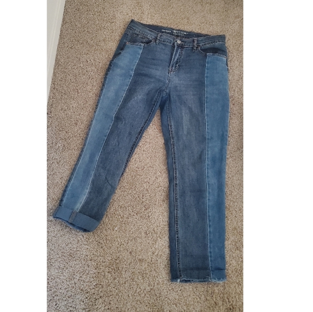 Old navy perfect straight mid rise jeans size 8
